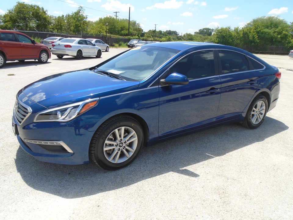 Used 2015 Hyundai Sonata in San Antonio, TX ( B130819 ) | Chacon Autos