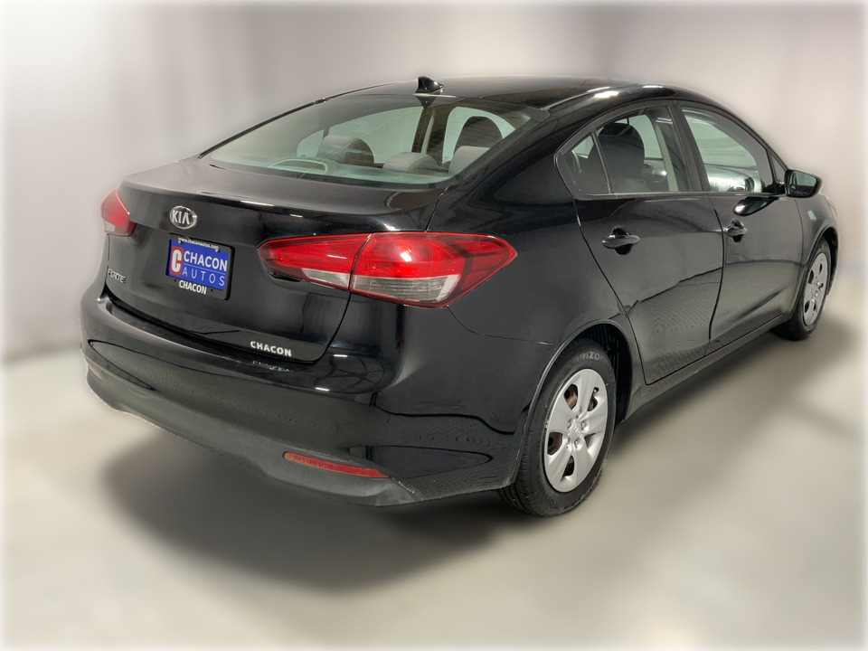2017 Kia Forte LX 6A