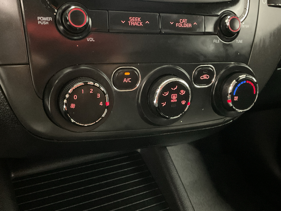 2017 Kia Forte LX 6A