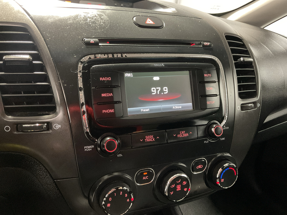 2017 Kia Forte LX 6A