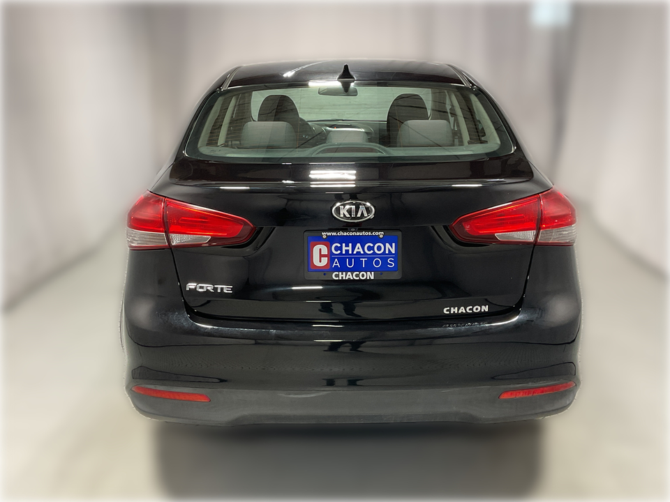 2017 Kia Forte LX 6A