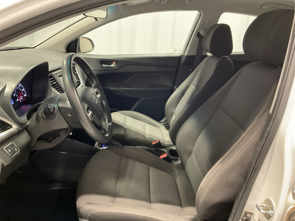 2021 Hyundai Accent SE 4-Door 6A