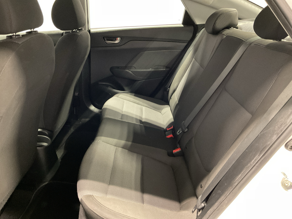 2021 Hyundai Accent SE 4-Door 6A