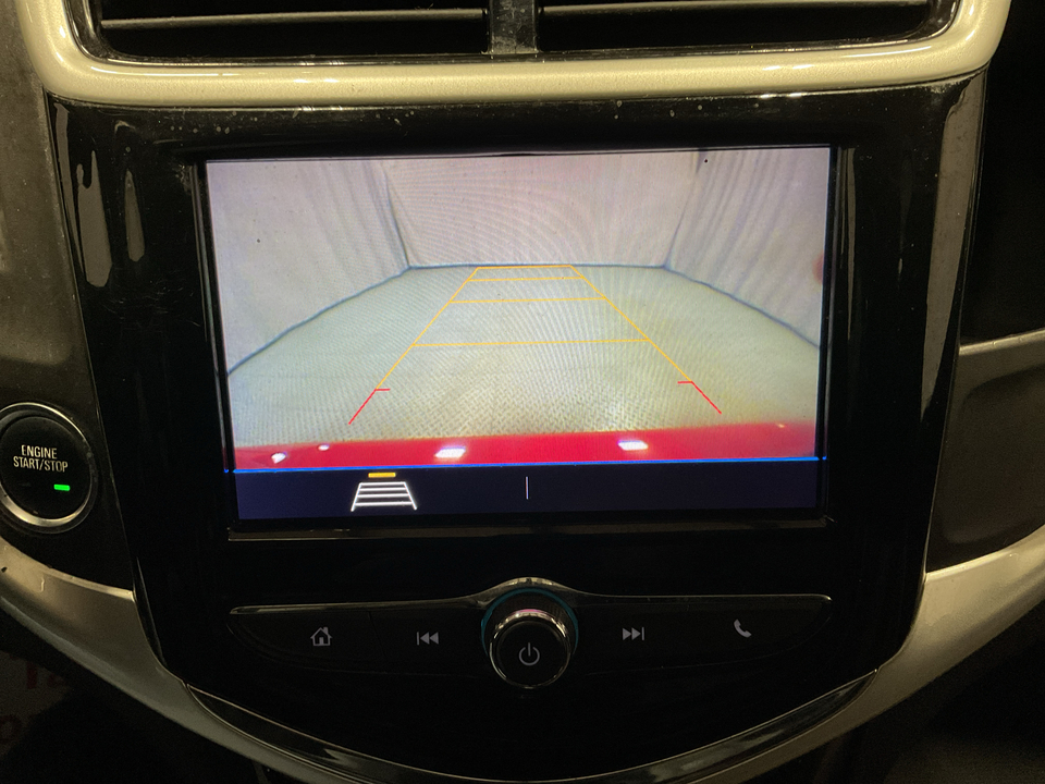 2020 Chevrolet Sonic LT Auto Sedan