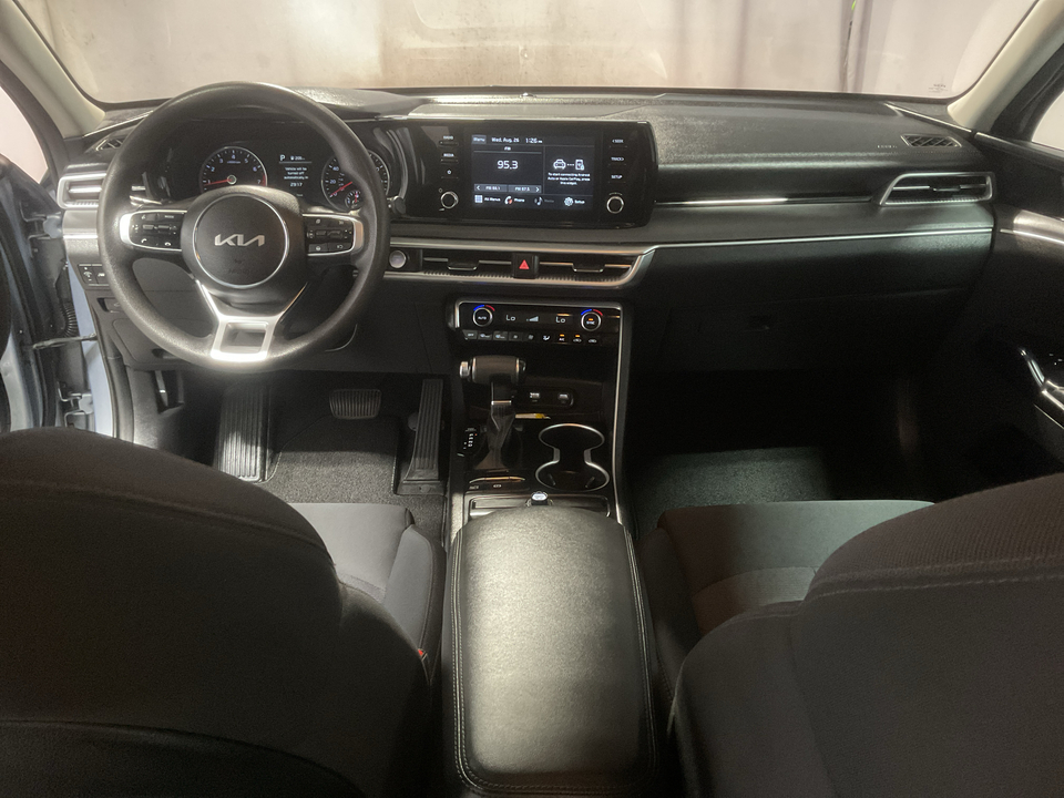 2022 Kia K5 LXS