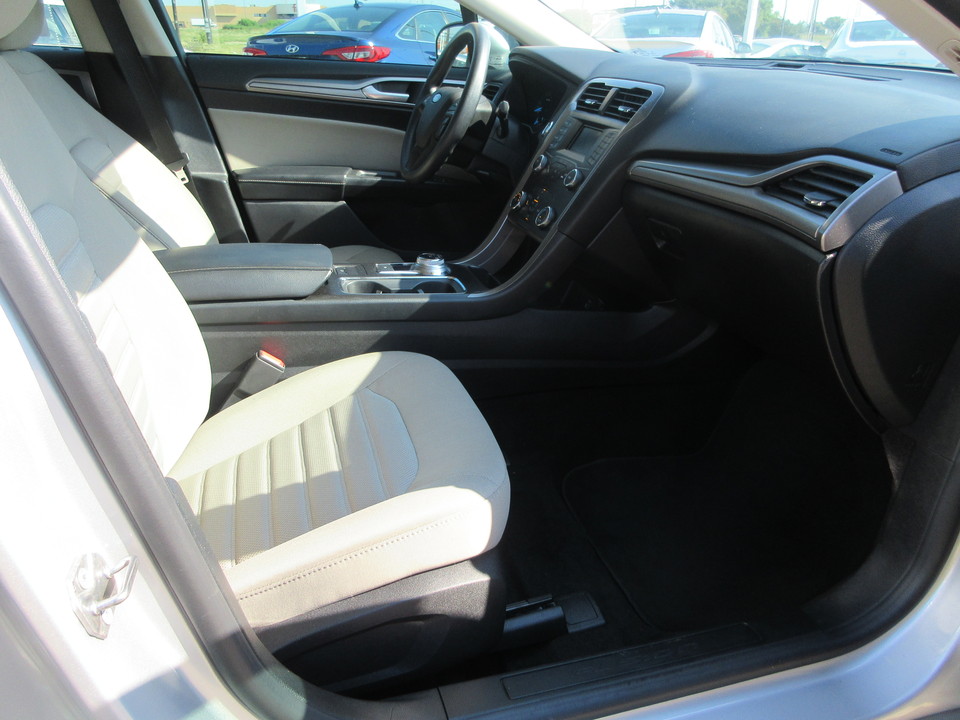 2019 Ford Fusion S