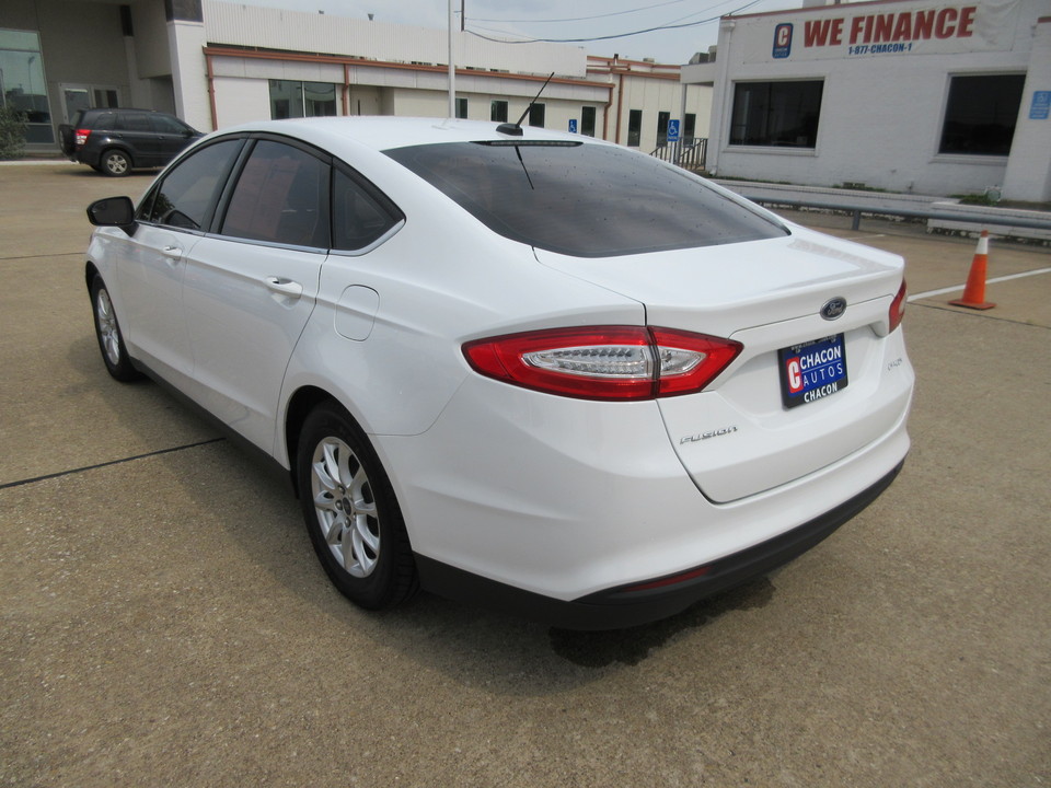 2016 Ford Fusion S