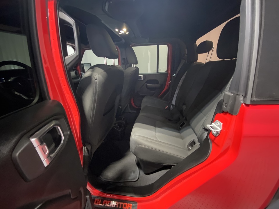 2020 Jeep Gladiator Sport