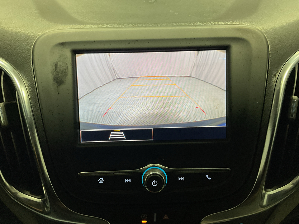 2022 Chevrolet Equinox LS 2WD