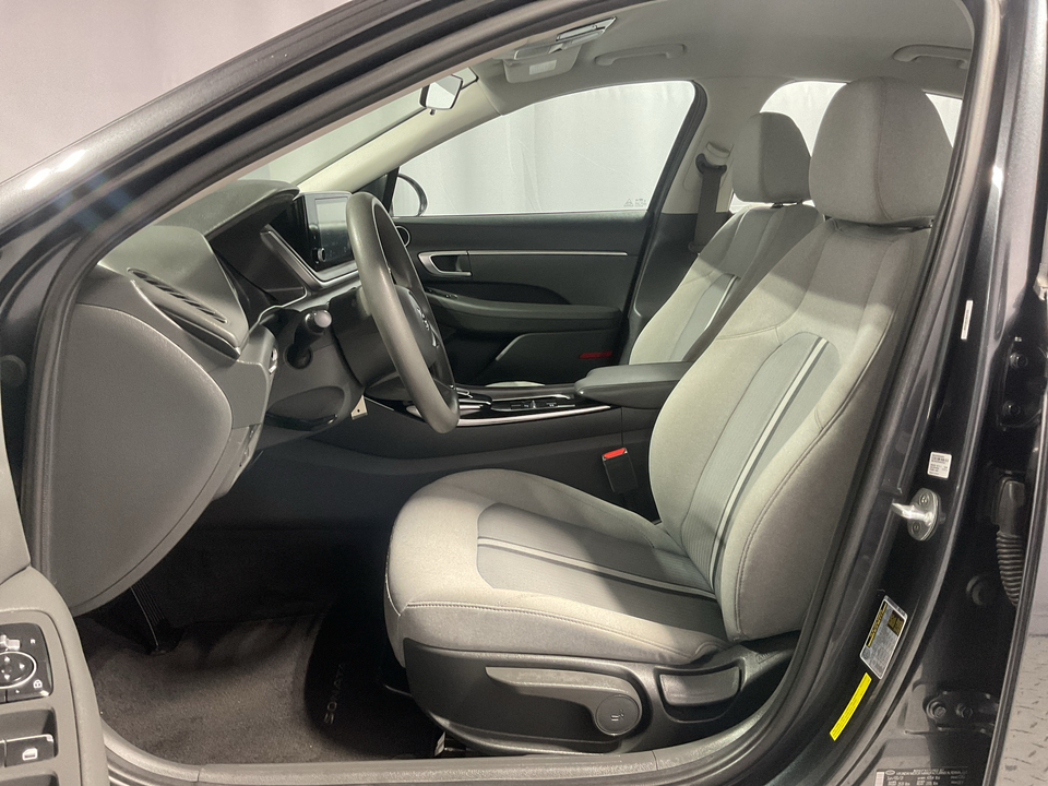 2022 Hyundai Sonata SE