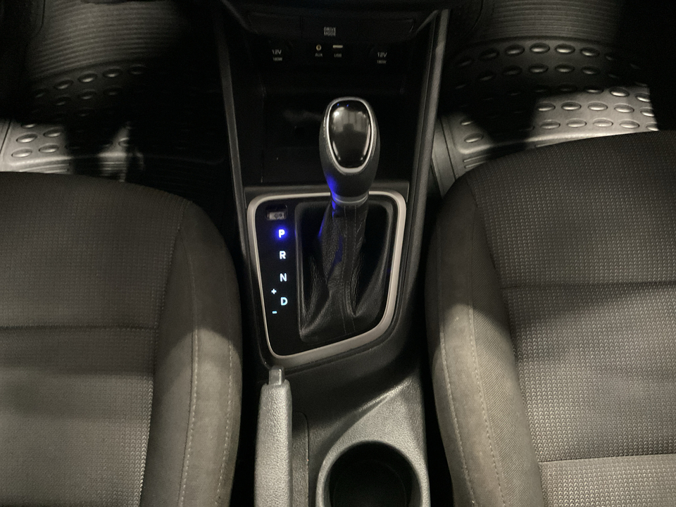 2021 Hyundai Accent SE 4-Door 6A