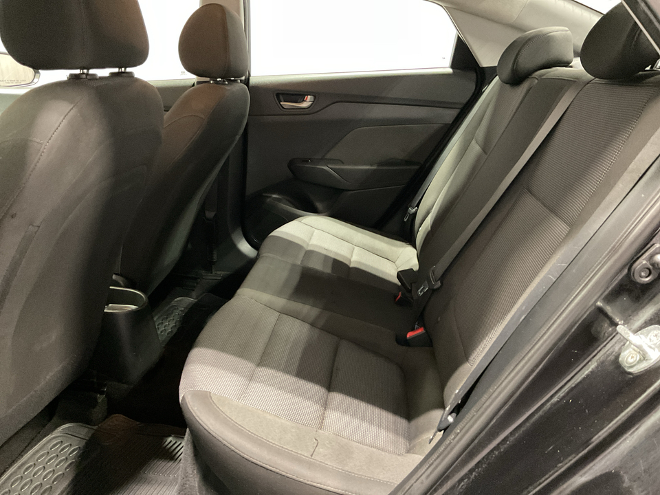 2021 Hyundai Accent SE 4-Door 6A
