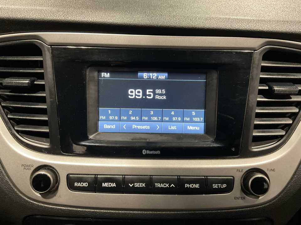 2021 Hyundai Accent SE 4-Door 6A