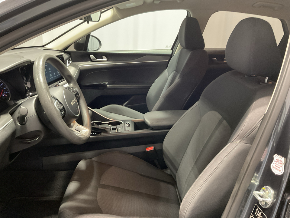 2022 Kia K5 LXS