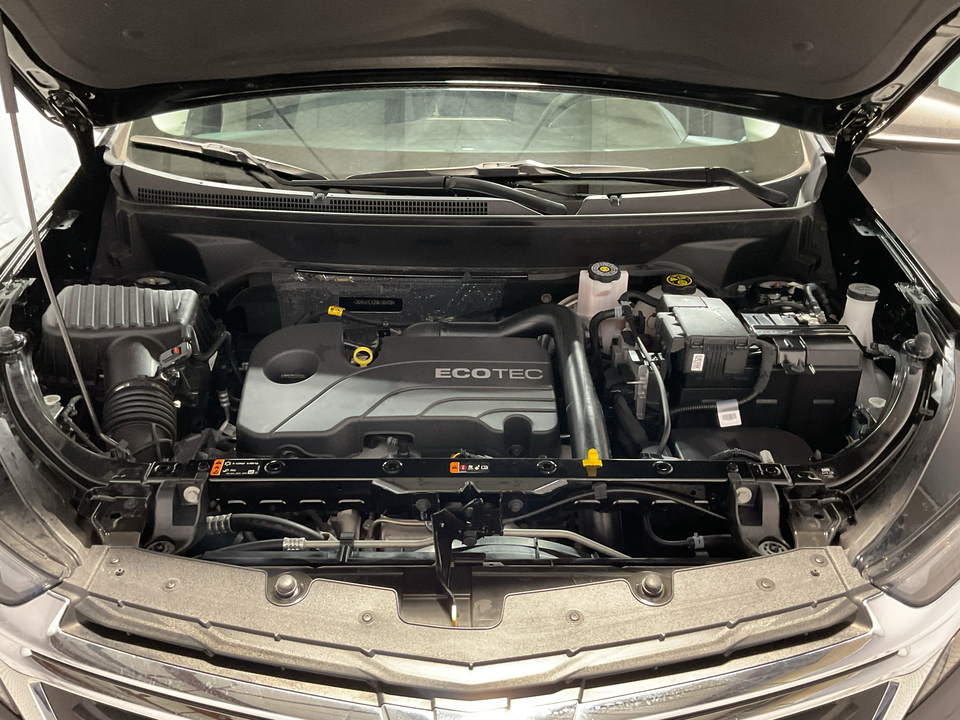 2022 Chevrolet Equinox LS 2WD