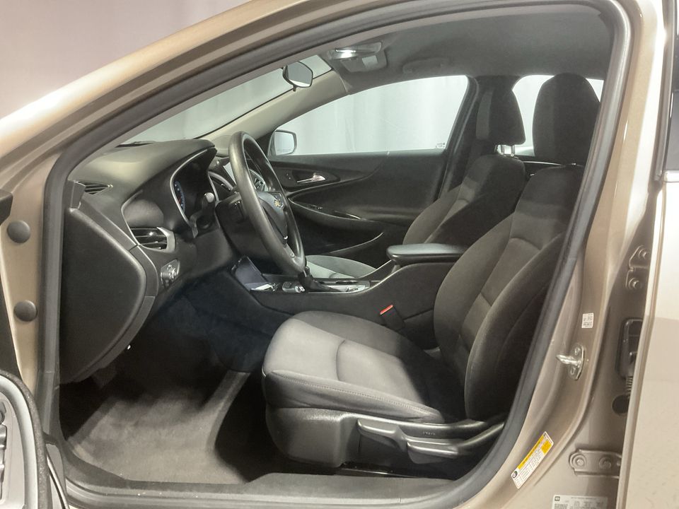 2024 Chevrolet Malibu LS