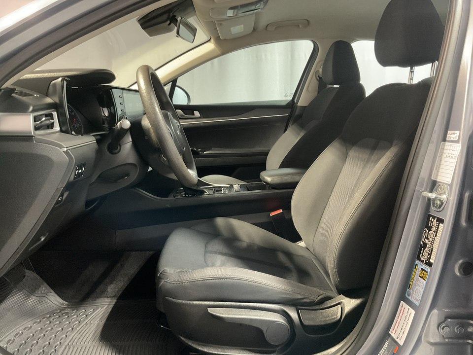 2022 Kia K5 LXS