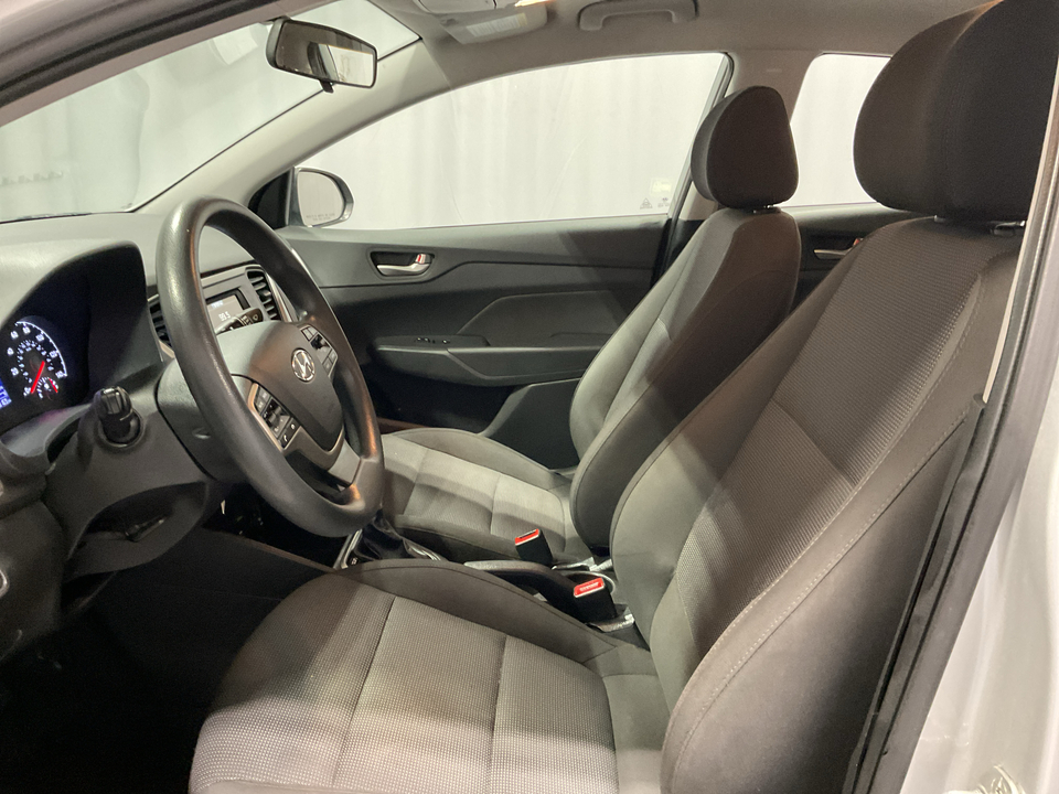 2021 Hyundai Accent SE 4-Door 6A