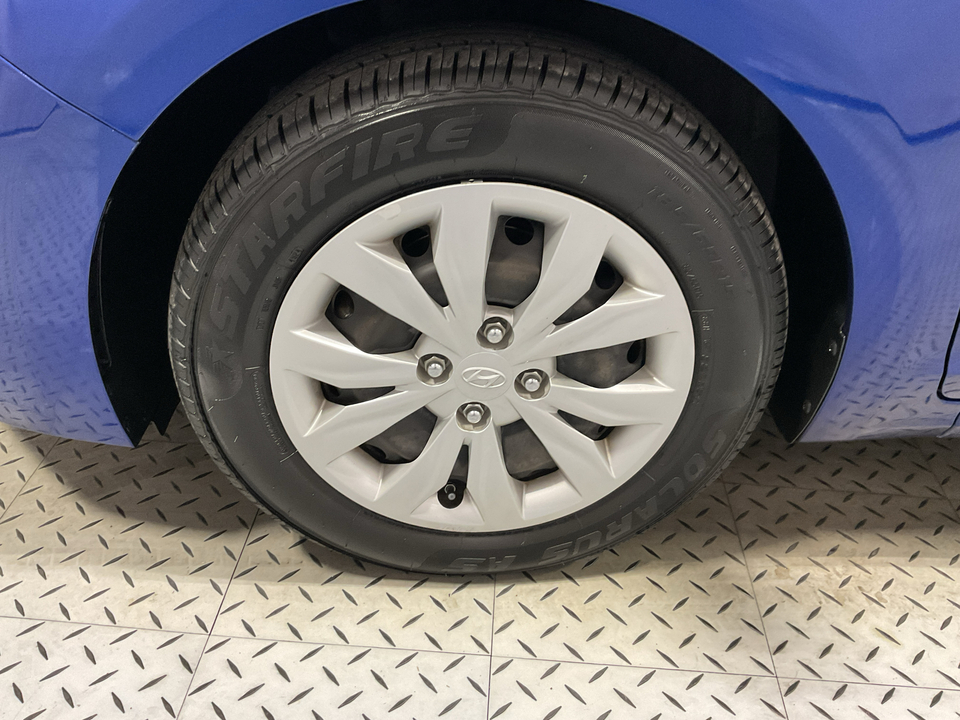 2021 Hyundai Accent SE 4-Door 6A