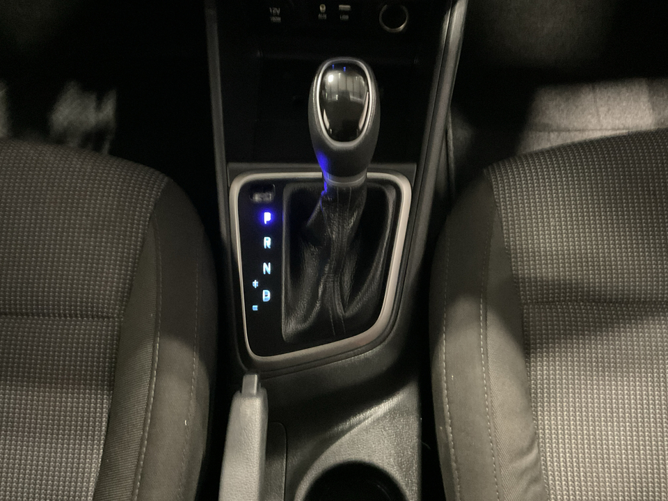 2021 Hyundai Accent SE 4-Door 6A