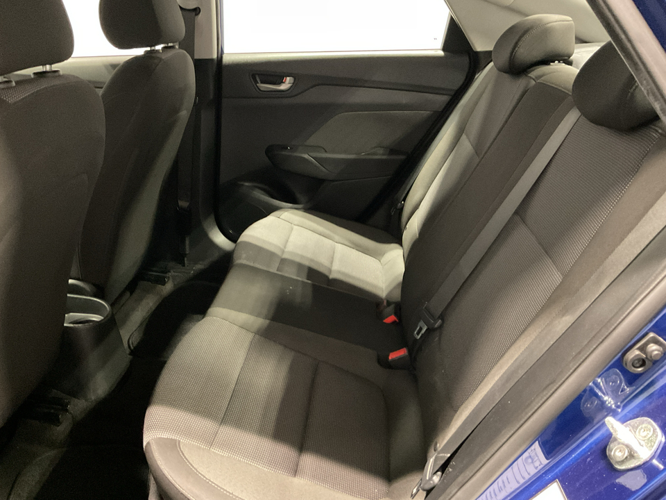 2021 Hyundai Accent SE 4-Door 6A