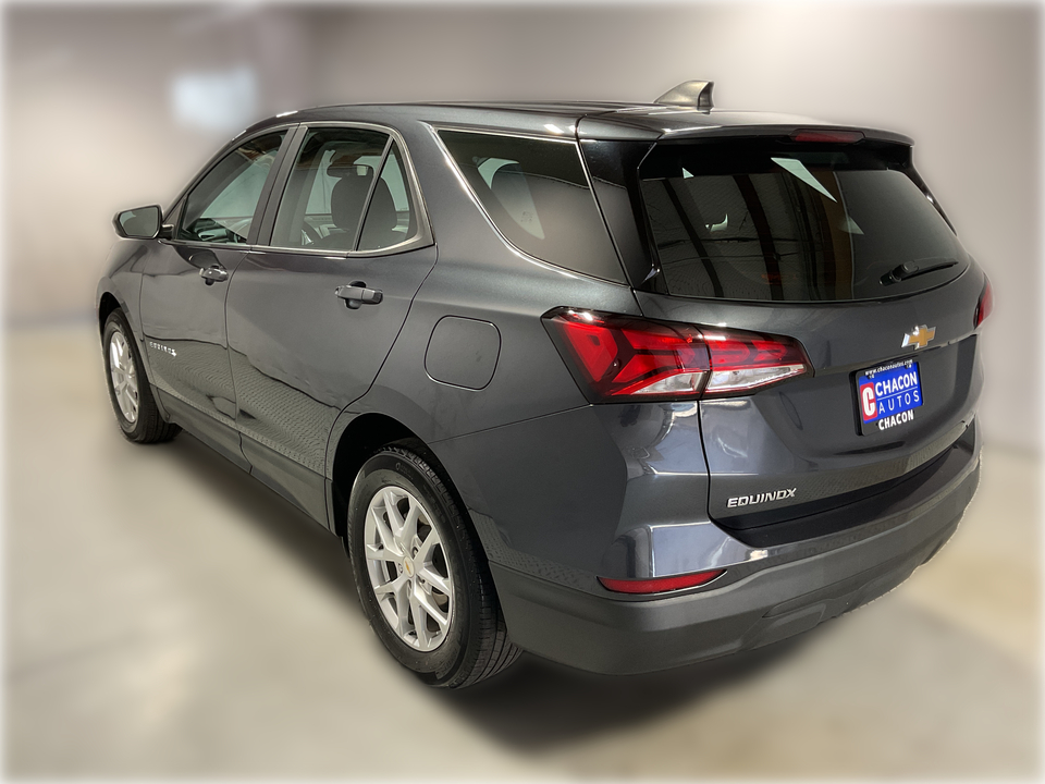 2022 Chevrolet Equinox LS 2WD