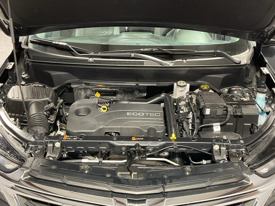 2022 Chevrolet Equinox LS 2WD
