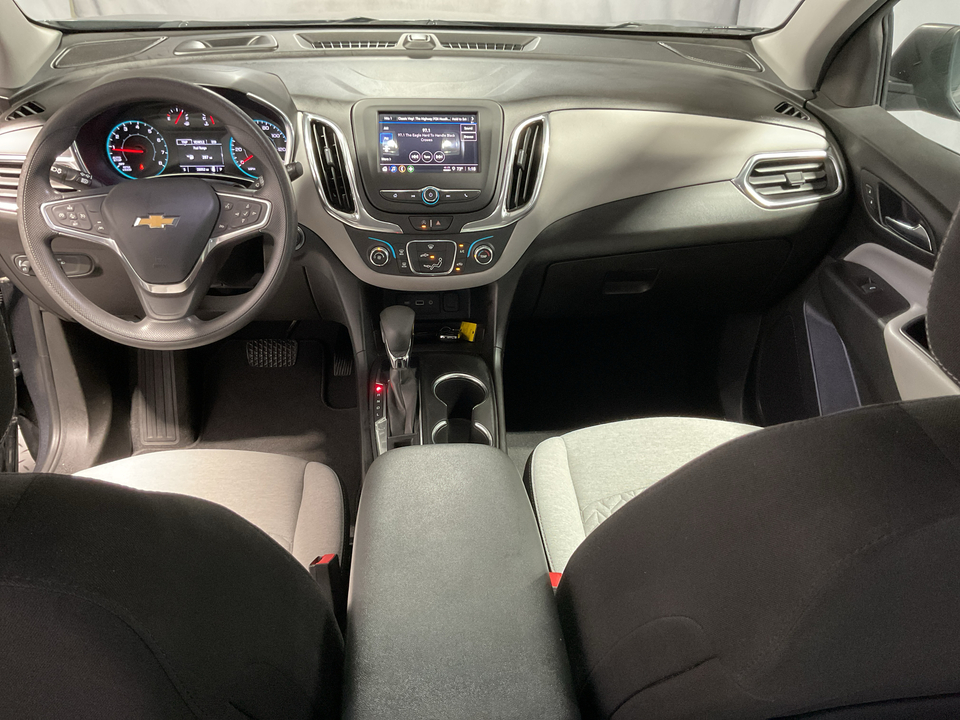 2022 Chevrolet Equinox LS 2WD
