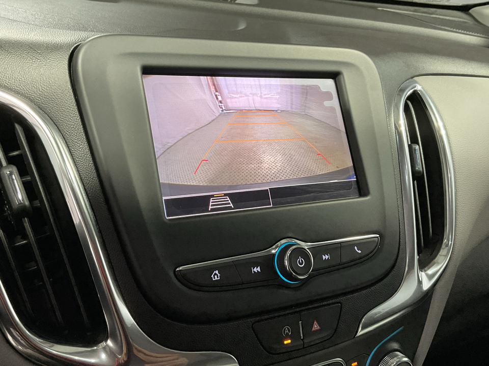 2022 Chevrolet Equinox LS 2WD