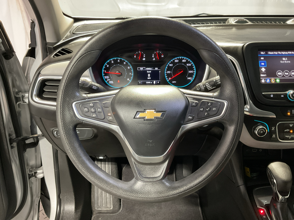 2022 Chevrolet Equinox LS 2WD