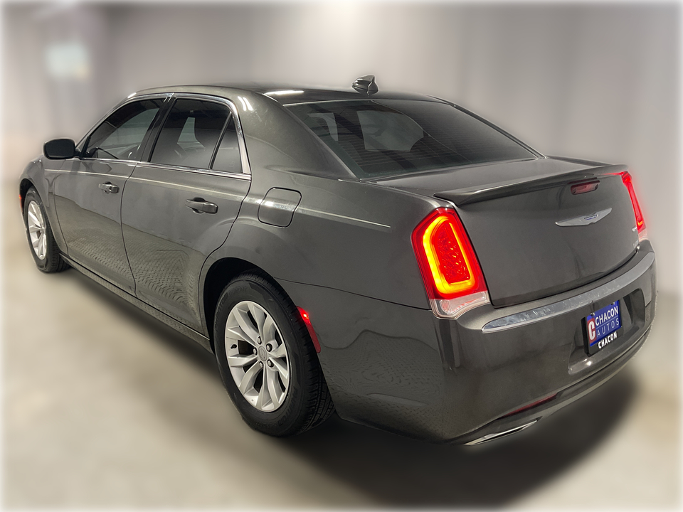 2018 Chrysler 300 Touring