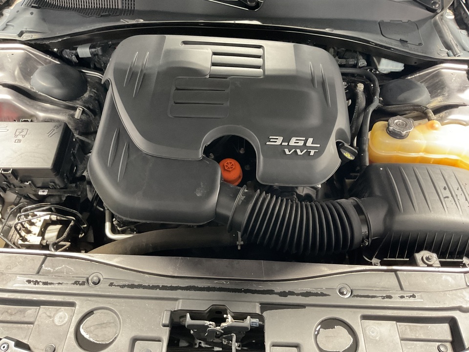 2018 Chrysler 300 Touring