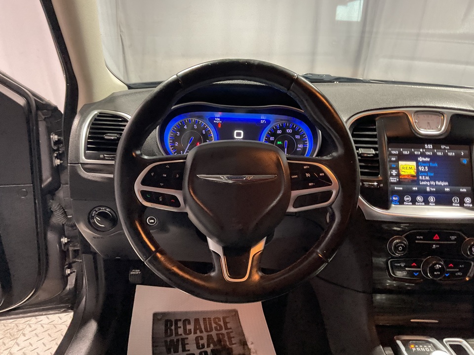 2018 Chrysler 300 Touring