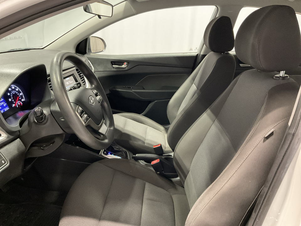 2021 Hyundai Accent SE 4-Door 6A