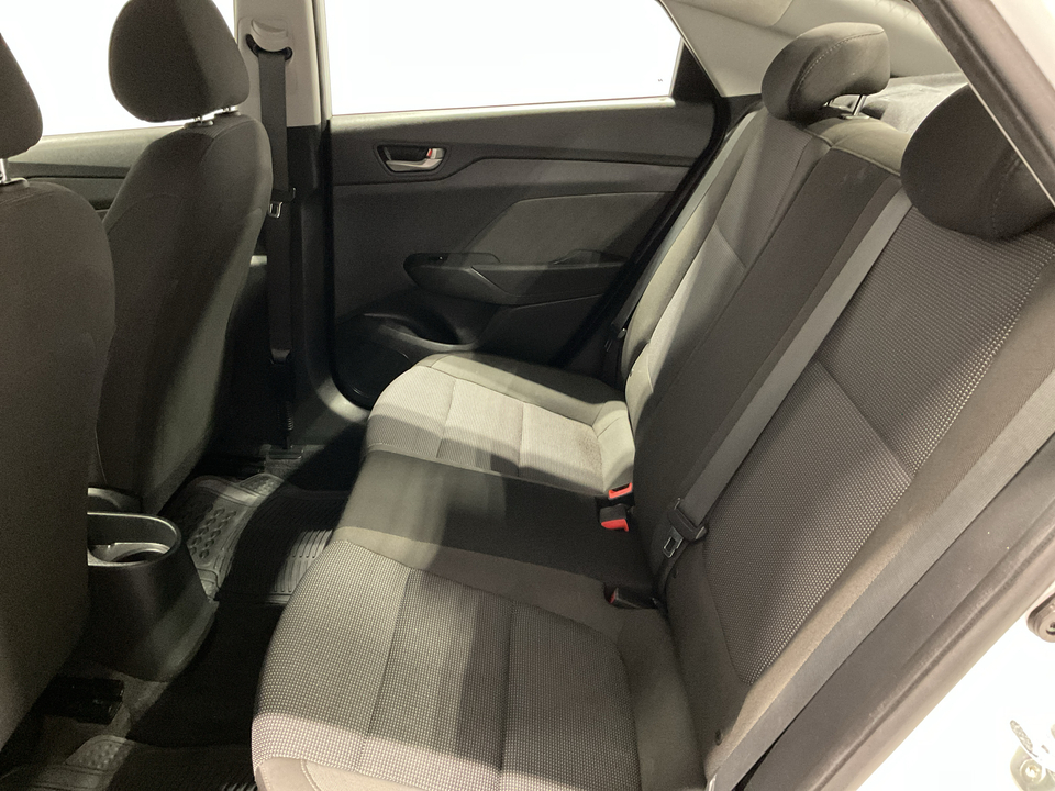 2021 Hyundai Accent SE 4-Door 6A