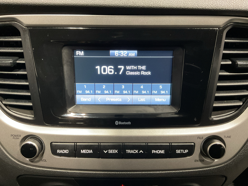 2021 Hyundai Accent SE 4-Door 6A