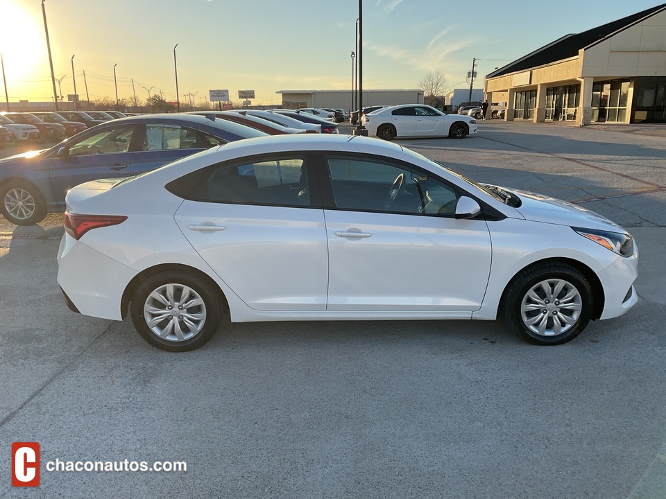 2021 Hyundai Accent SE 4-Door 6A