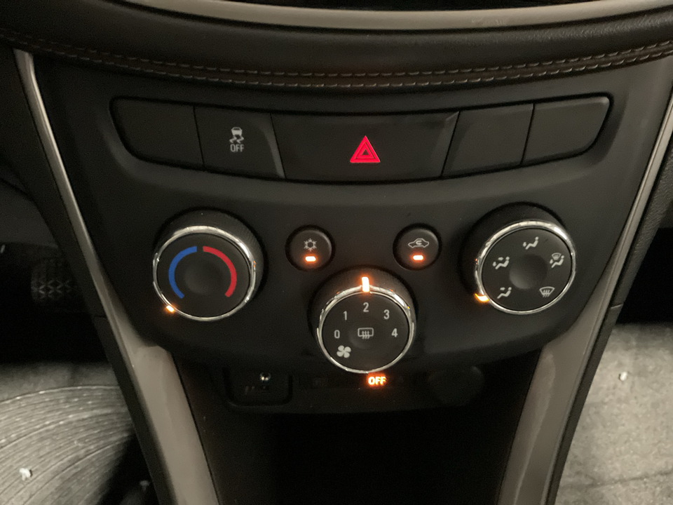 2020 Chevrolet Trax LS FWD