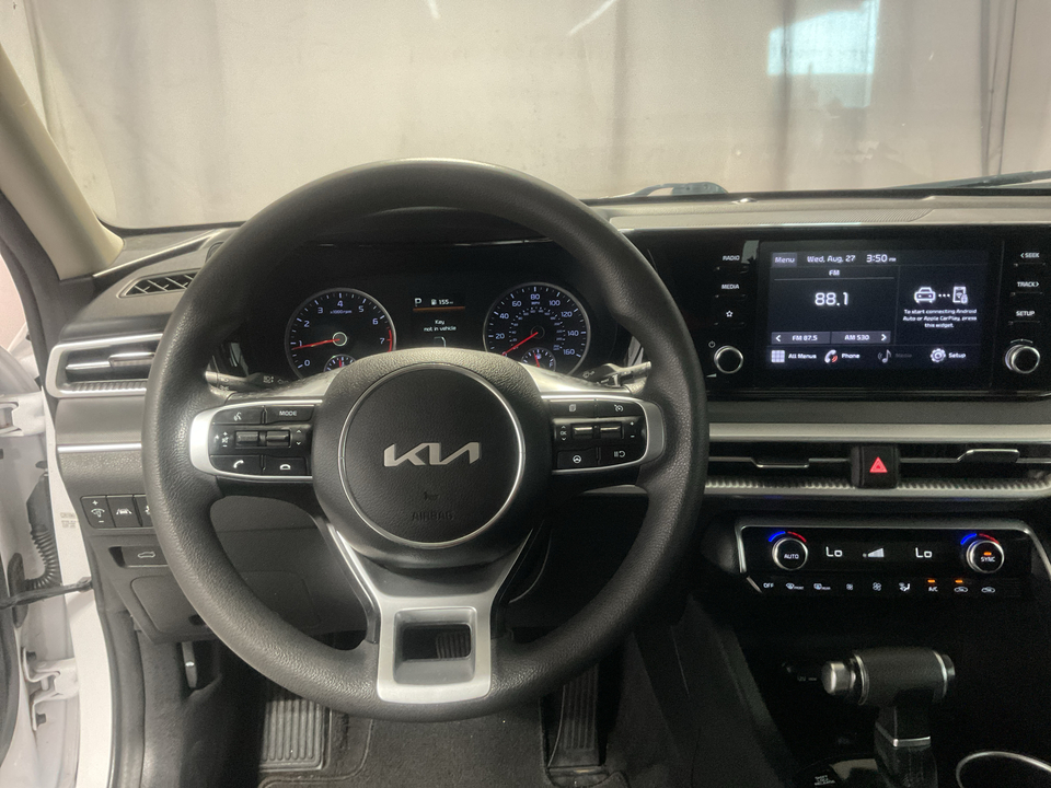 2022 Kia K5 LXS