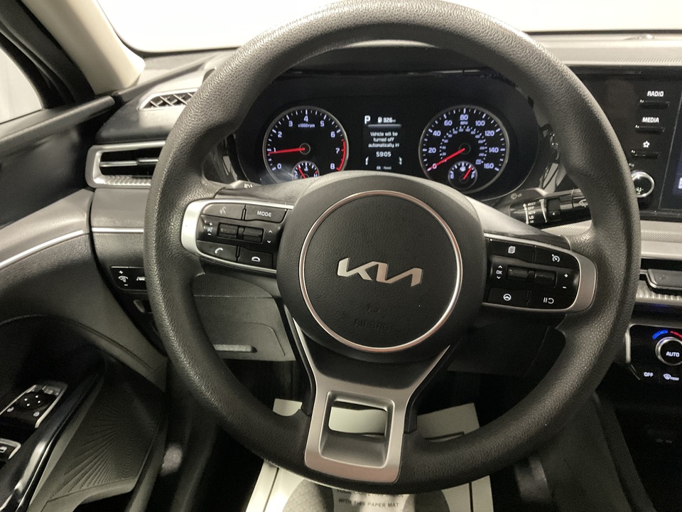 2022 Kia K5 LXS