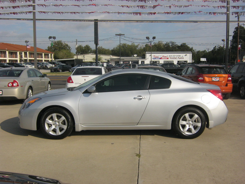 2009 Nissan Altima 2.5 S Coupe