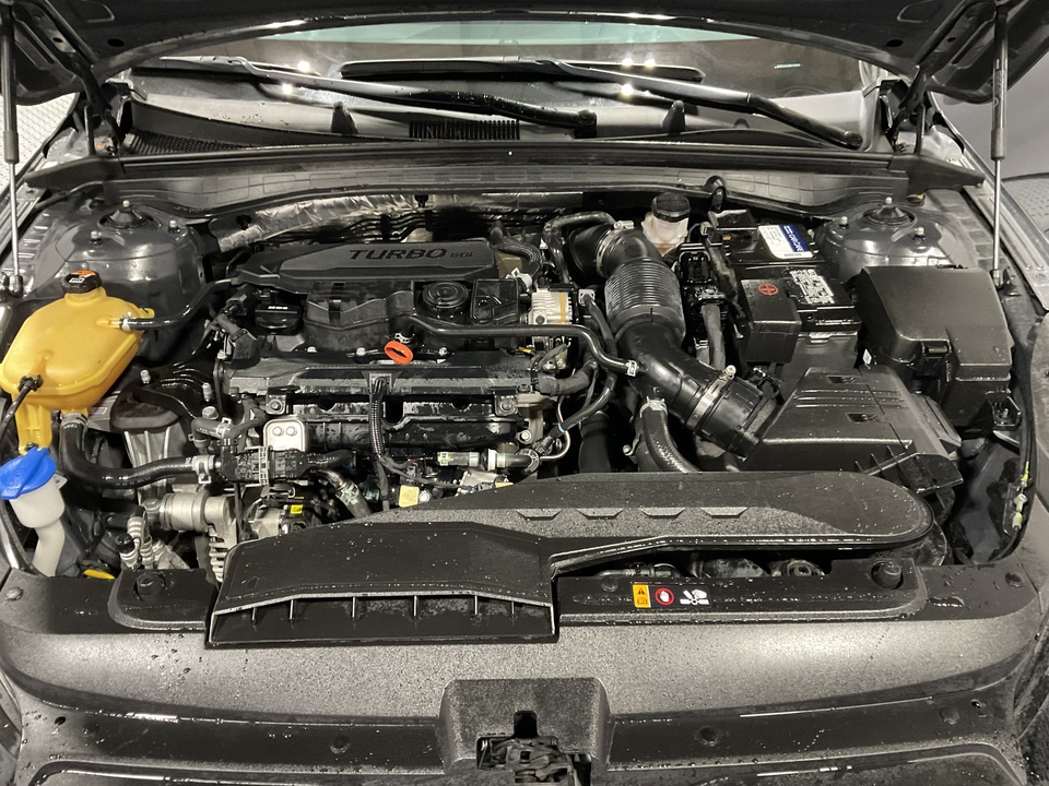 2022 Kia K5 LXS