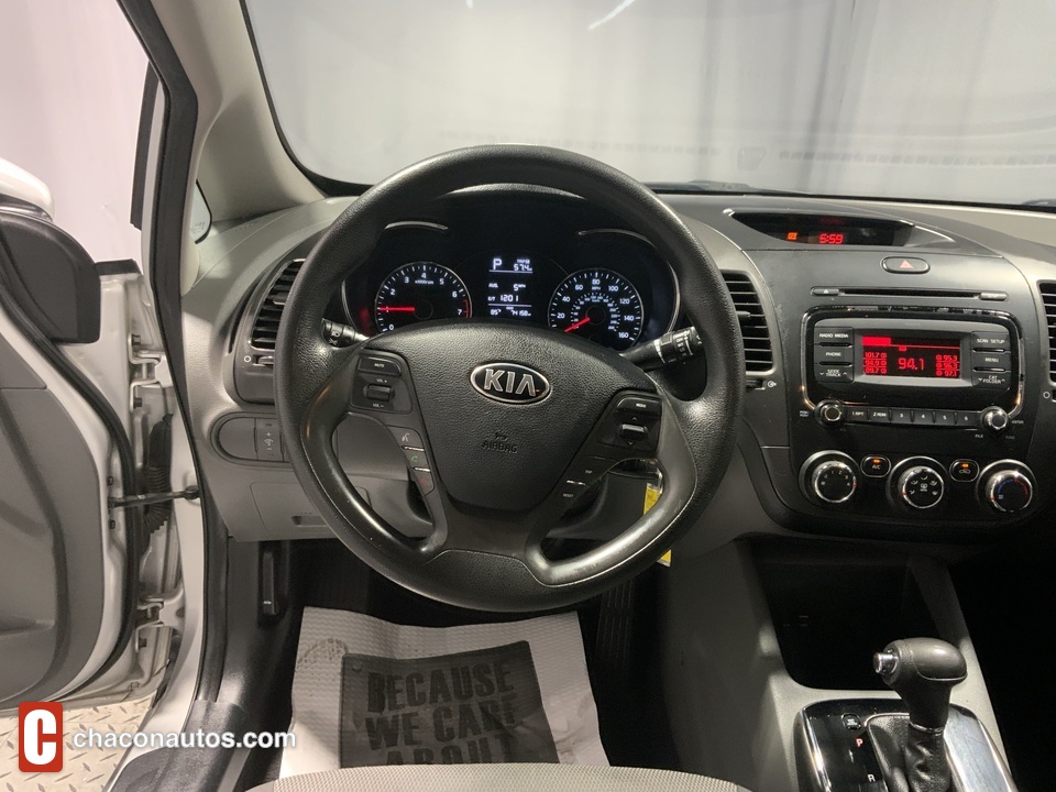 2017 Kia Forte LX 6A