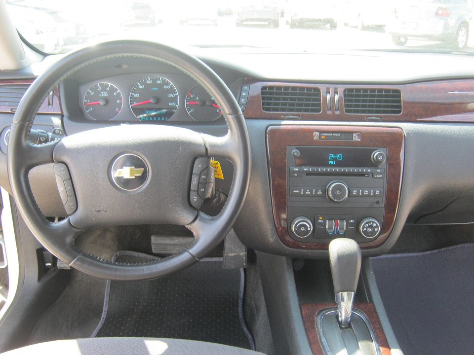 2011 Chevrolet Impala LT