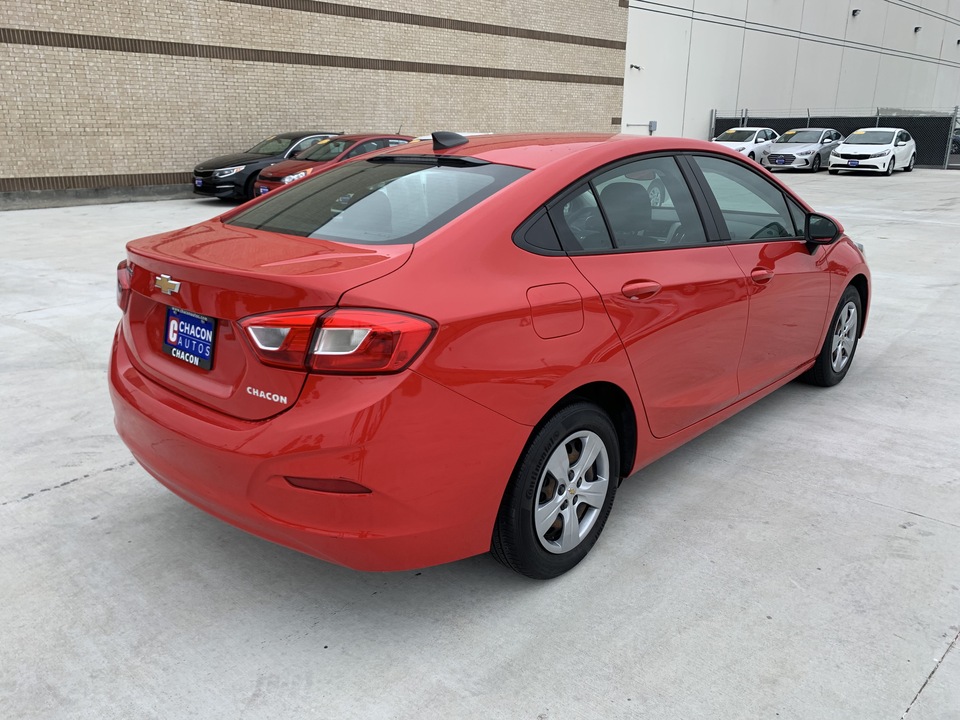 2018 Chevrolet Cruze LS Auto