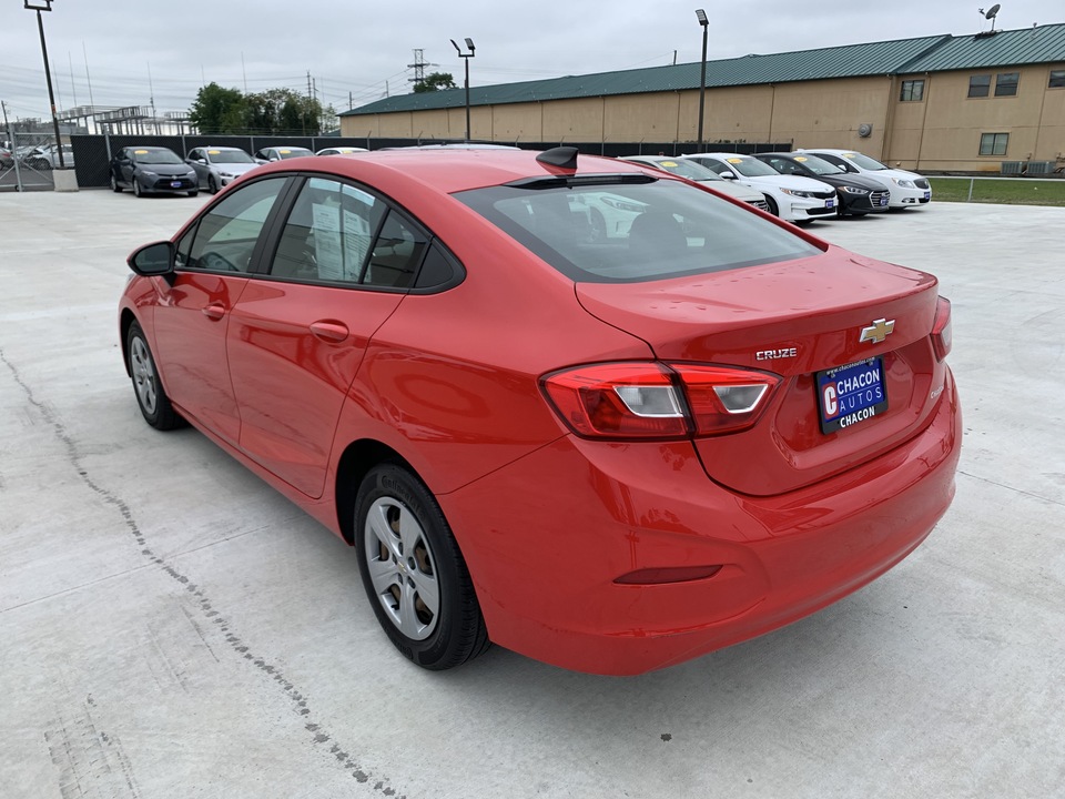 2018 Chevrolet Cruze LS Auto