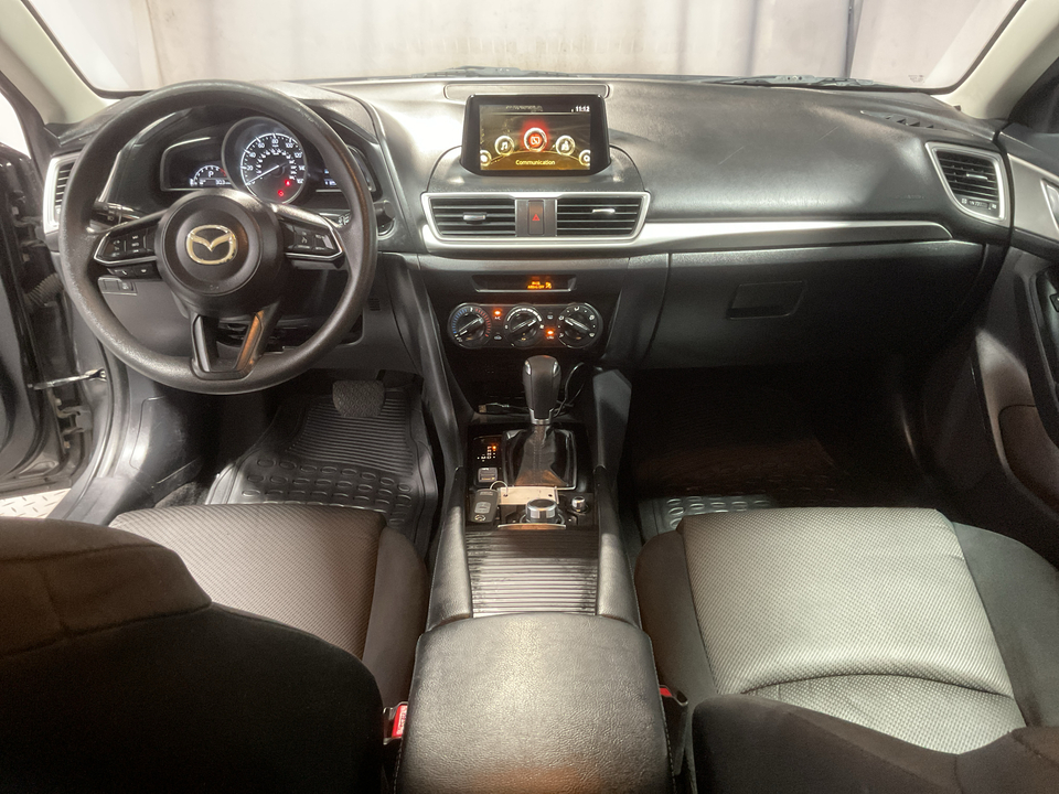 2017 Mazda MAZDA3 i Sport AT 5-Door