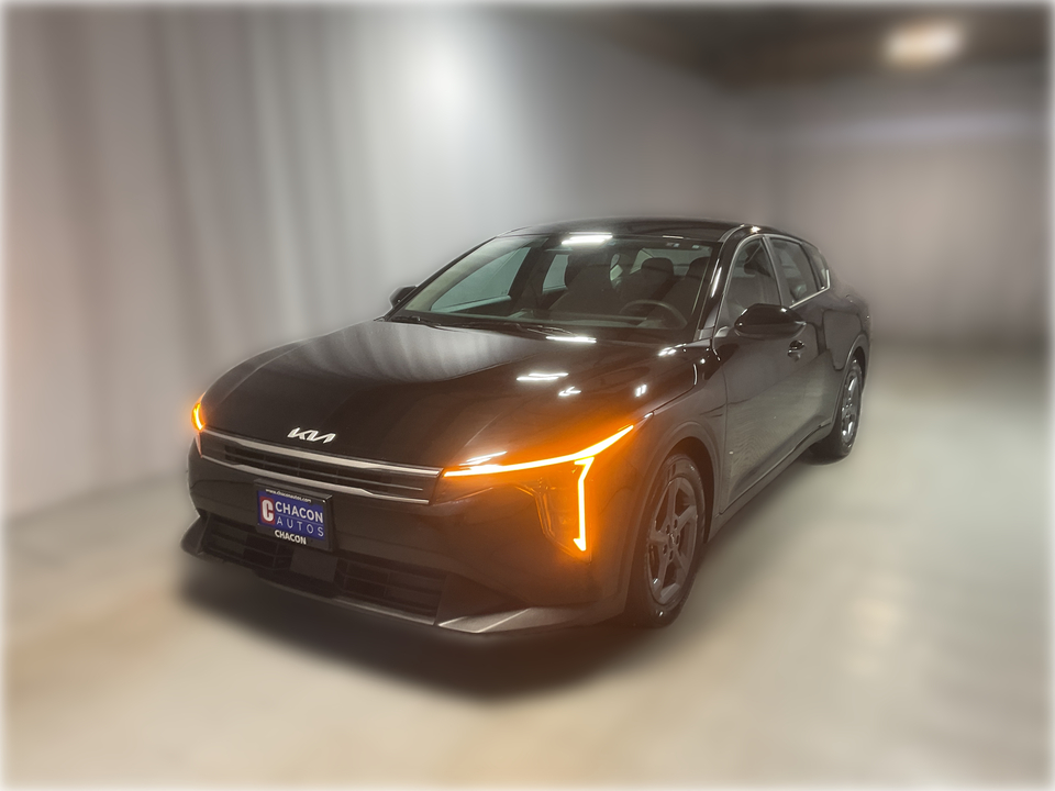 2025 Kia K4 LX