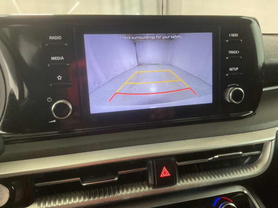2022 Kia K5 LXS