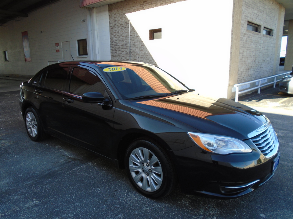 2014 Chrysler 200 LX